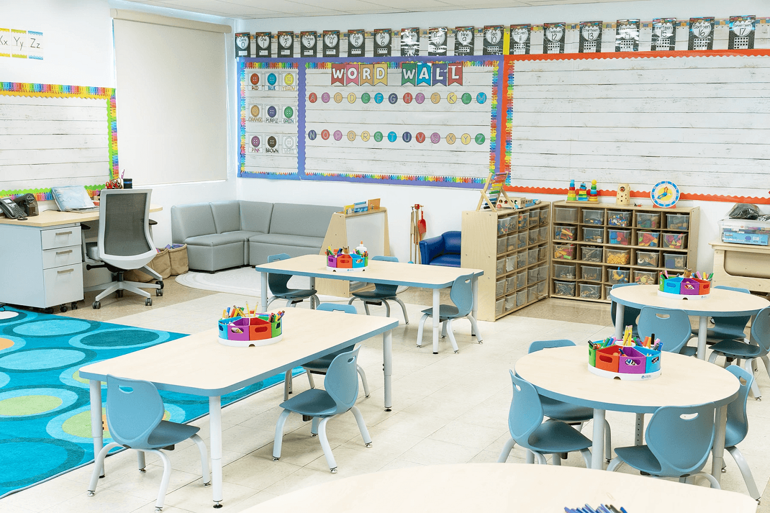Modern K-12 classroom with flexible mobile student desks and collaborative seating in a Florida school