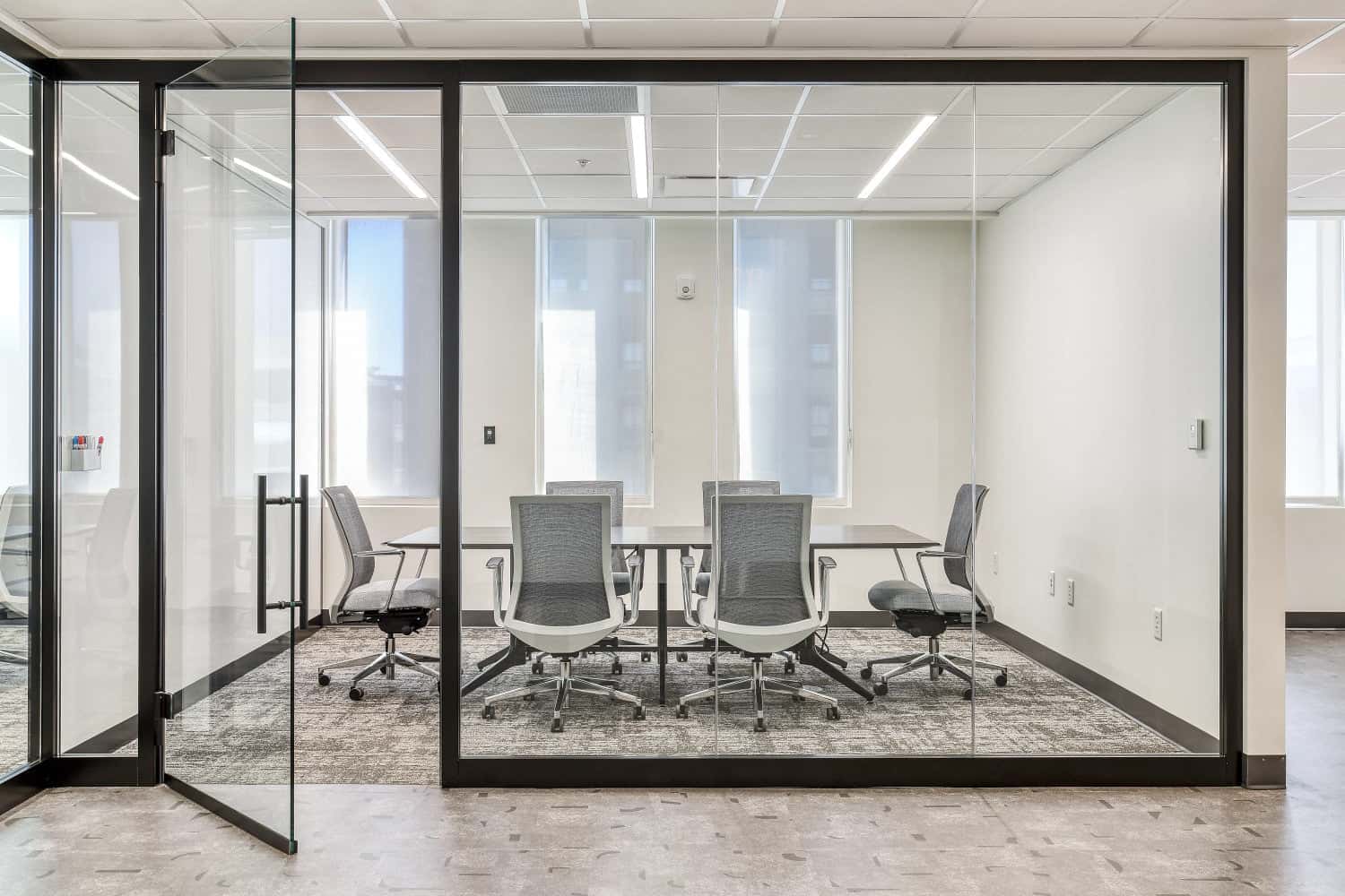 Conference & Briefing Rooms