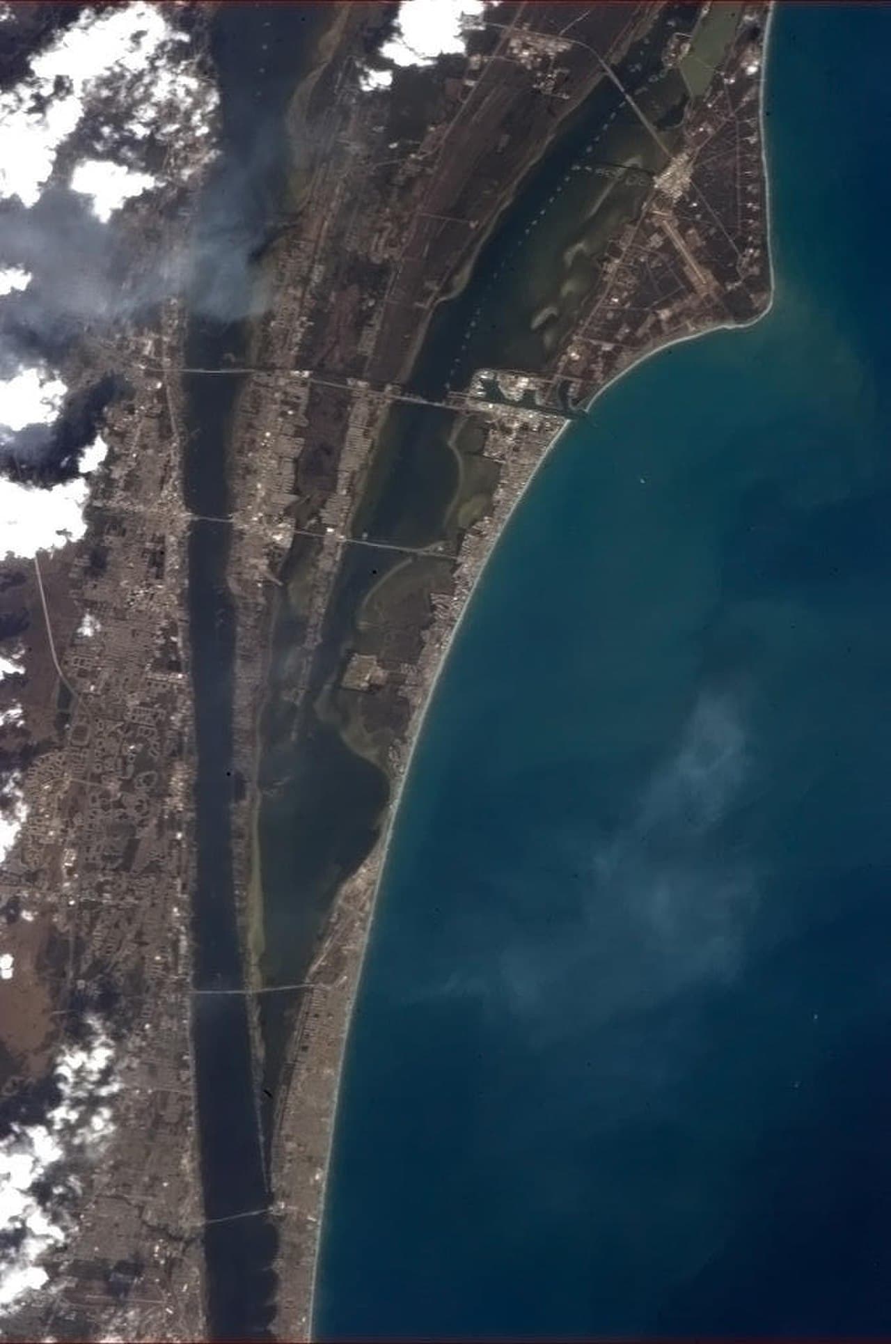 Satellite photograph of the Space Coast barrier islands in Brevard County, Florida